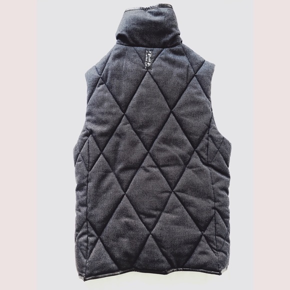 H&M Men’s Quilted Vest - Picture 2 of 7